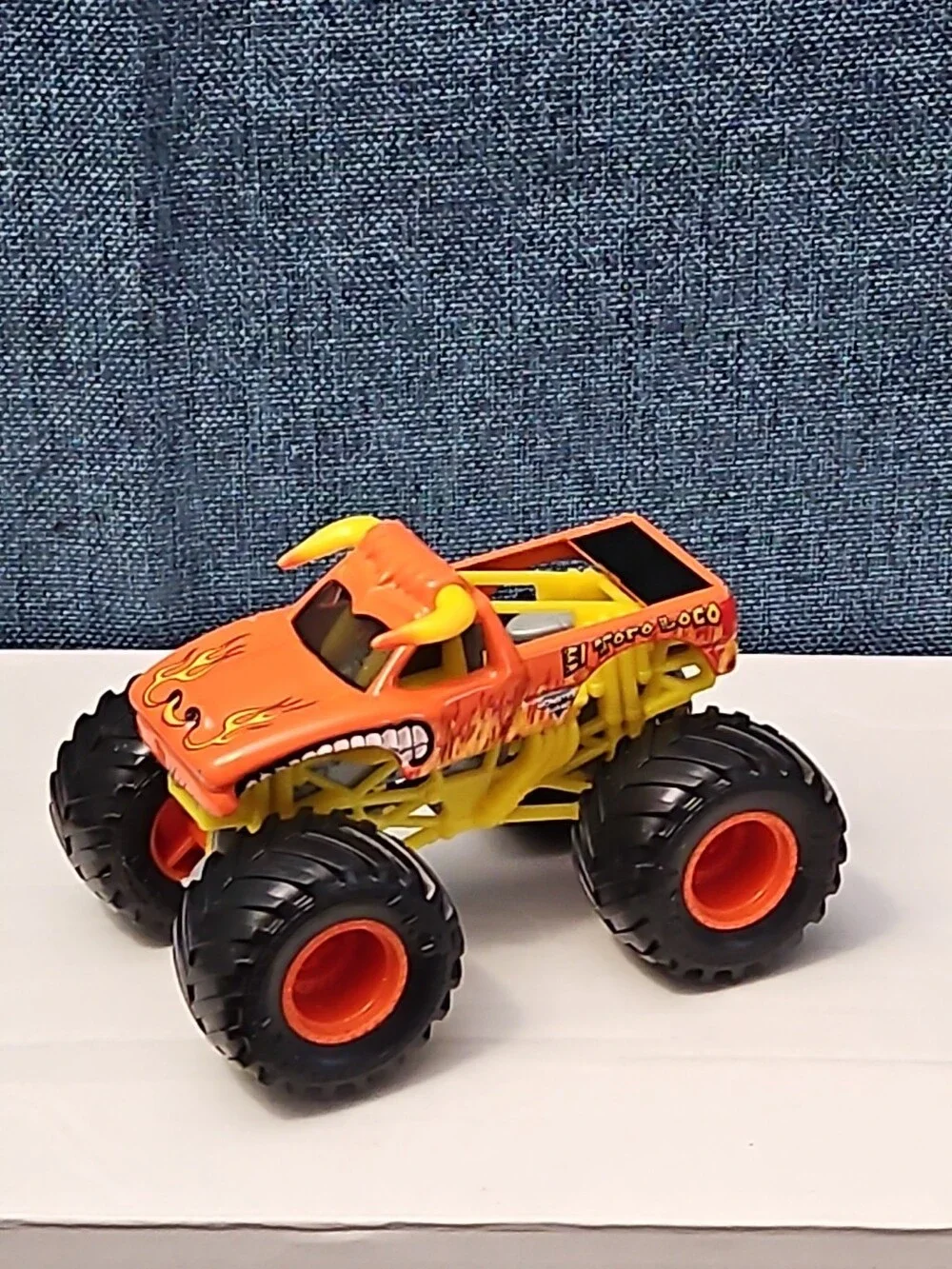 Hot Wheels El Toro Loco Monster Truck | Orange Crazy Bull | 1:64 Scale